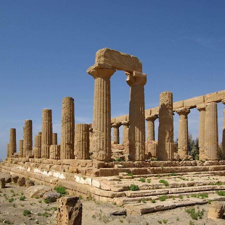 Villa Kama سان ليون المظهر الخارجي الصورة